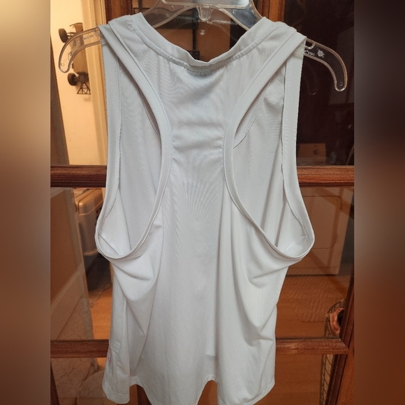 Spyder White Cut Out Tank Top Relaxed Fit - Picture 2 of 4